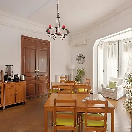 Ally's Bed&breakfast, 2* Barcelona