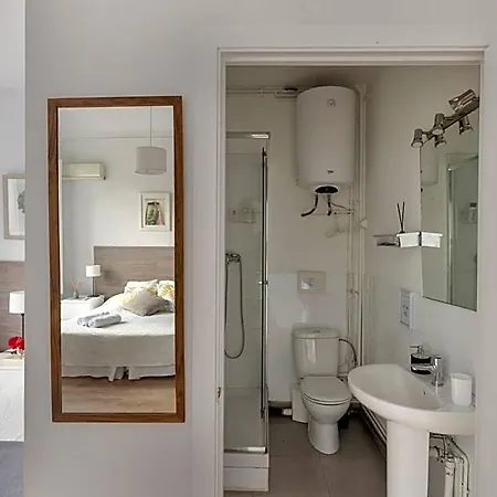 Hotel Ally's Bed&breakfast, 2*